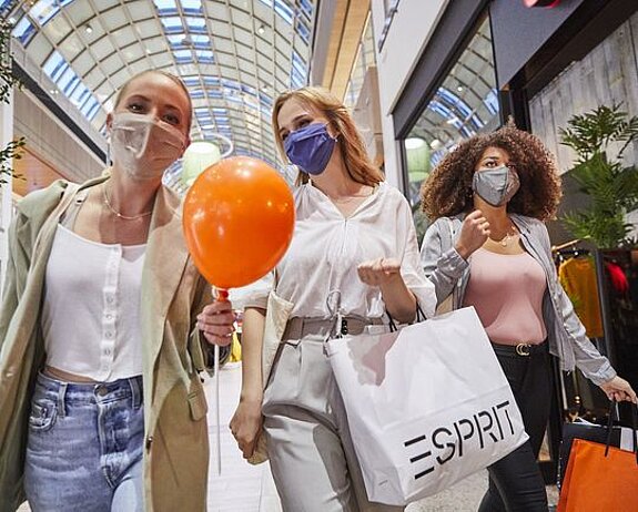 WITH OPERATOR EXPERIENCE AND FLEXIBILITY: WE BRING BACK THE SHOPPING ENTHUSIASM