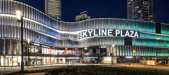 Bild über die gesamte Breite