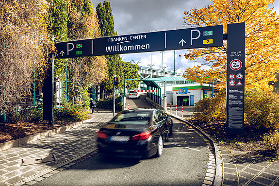 Meyer_ECE-Nuernberg-Franken-Center_Print-2_copy.jpg