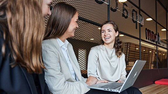 Trainee Real Estate Management