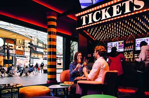 WHAT IMPACT IS THE INTERNET AND DIGITIZATION HAVING?