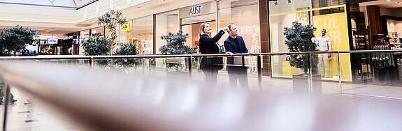 Bild über die gesamte Breite