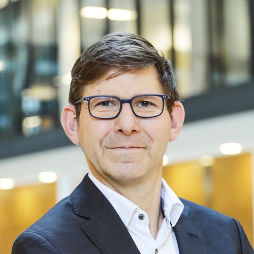 Dr. Jan Röttgers, Director Logistics & International